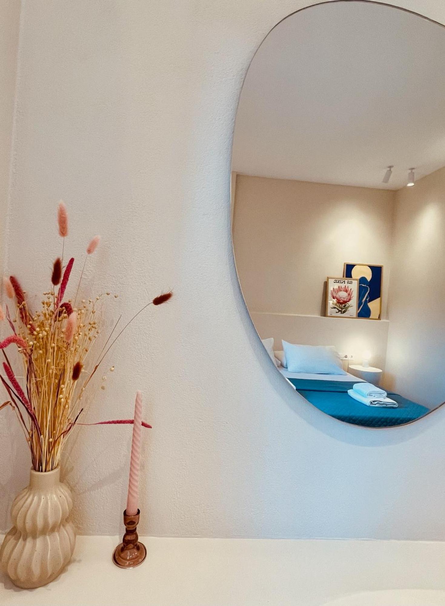 Staybridge Apartments, Mesongí エクステリア 写真