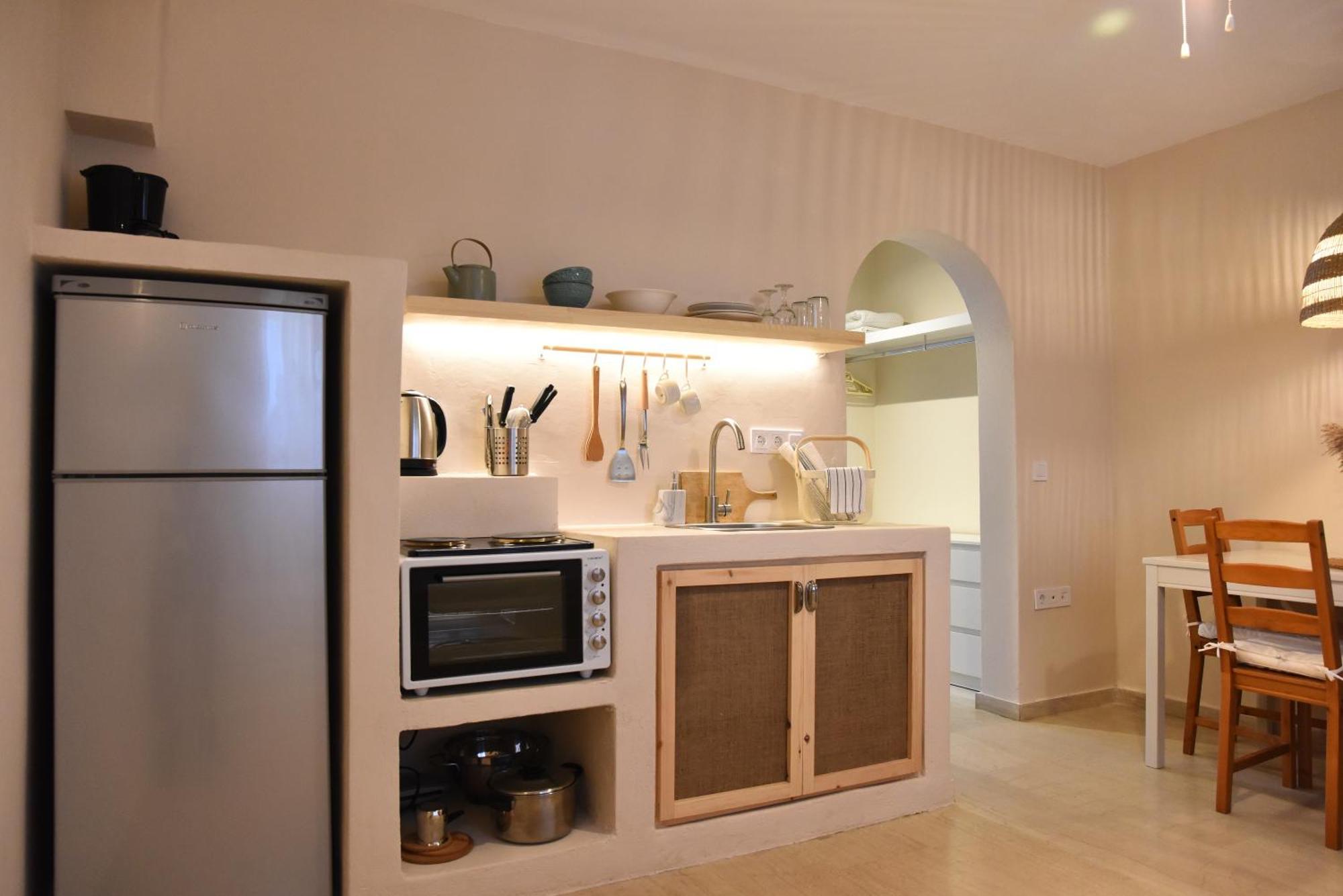 Staybridge Apartments, Mesongí エクステリア 写真